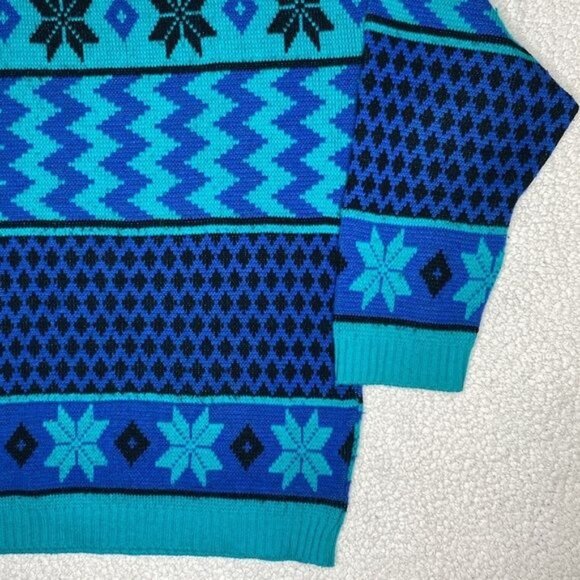 Vintage Sears The Fashion Place Acrylic Snowflake Sweater: Size 36/ Medium - Picture 6 of 10